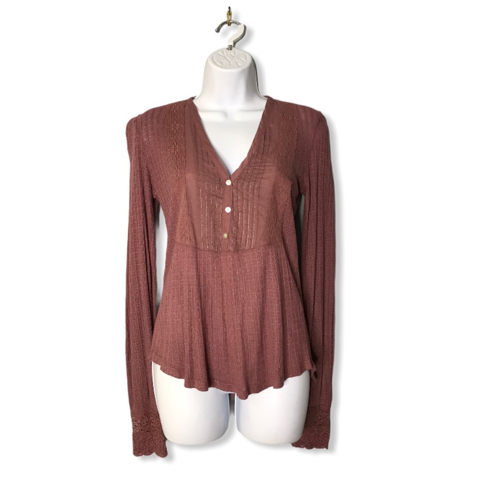 Lucky Brand | Dainty Mauve Lace Detail Blouse